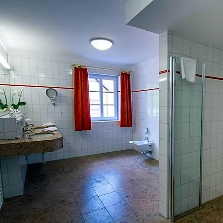 Hotel Hafen Hitzacker - Elbe 4*