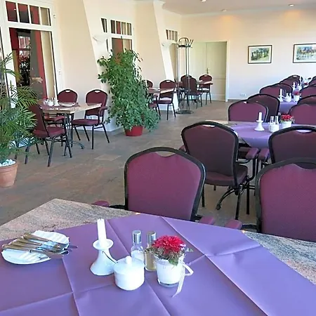 Hotel Hafen Hitzacker - Elbe Hotel 4*