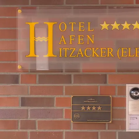 Hafen - Elbe 4*